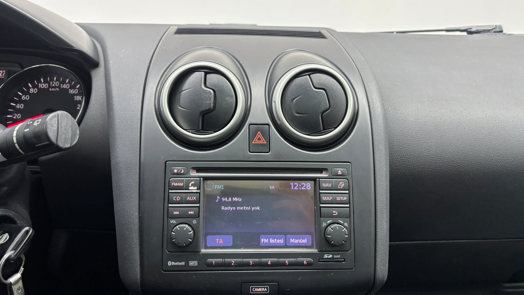 NISSAN QASHQAI 24